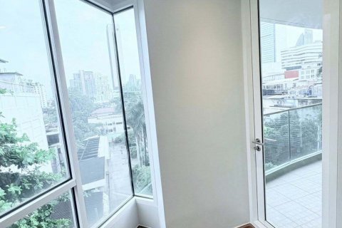 Студия в кондо в Ваттхане, Бангкок, Таиланд № 145065 - фото 8