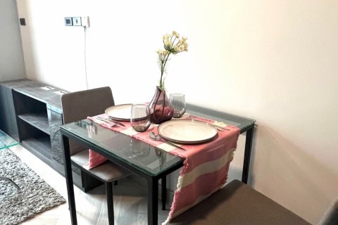 Studio dans le Condo à Khlong Toei, Bangkok, Thaïlande  № 145060 - photo 7