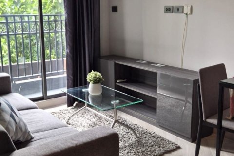 Studio dans le Condo à Khlong Toei, Bangkok, Thaïlande  № 145060 - photo 2