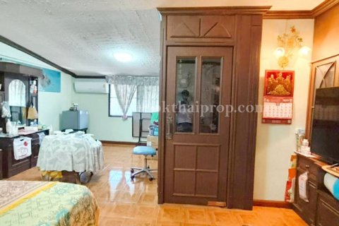 Таунхаус в Банг Буа Тонге, Таиланд с 4 спальнями  № 160780 - фото 7