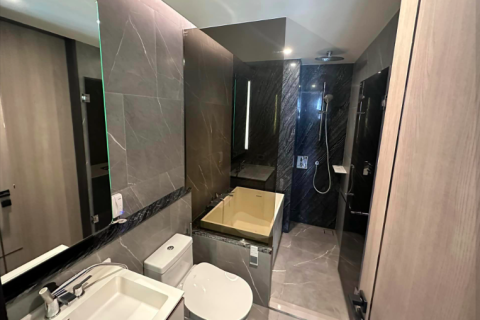 Condo in Watthana, Bangkok, Thailand, 2 bedrooms  № 160786 - photo 15