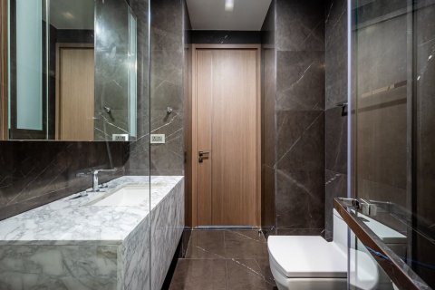 Condo in Watthana, Bangkok, Thailand, 2 bedrooms  № 160783 - photo 29