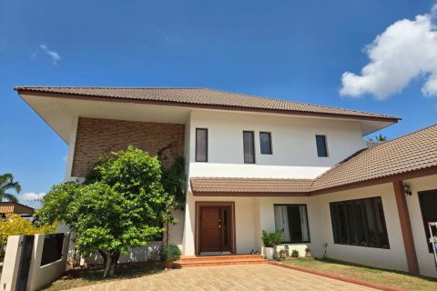 Дом в Пхитсанулоке, Таиланд с 4 спальнями № 169116 - фото 3