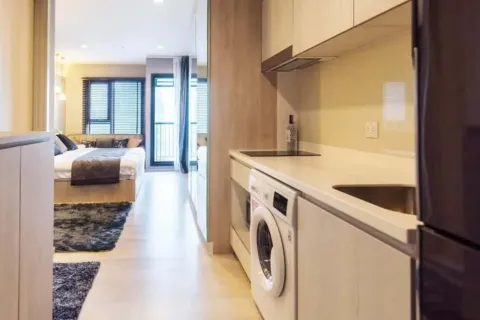 Студия в кондо в Патхум Ване, Бангкок, Таиланд № 169115 - фото 4