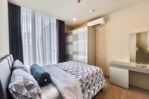 Condo in Bangkok, Thailand, 2 bedrooms  № 119450 - photo 10