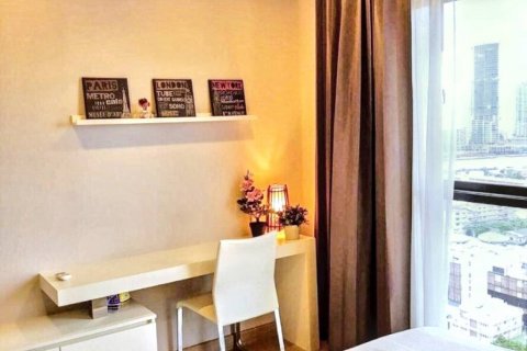 Condo in Bangkok, Thailand, 2 bedrooms  № 119448 - photo 4