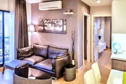 Condo in Bangkok, Thailand, 2 bedrooms  № 119448 - photo 1