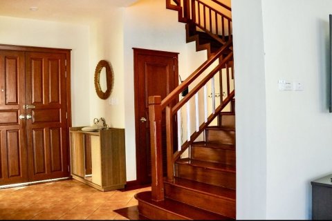 Вилла в Пхукете, Таиланд с 5 спальнями  № 145886 - фото 9