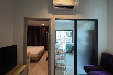 Студия в кондо в Бангкапи, Бангкок, Таиланд № 167746 - фото 6