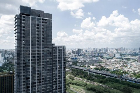Condo in Bangkok, Thailand, 2 bedrooms  № 180641 - photo 28