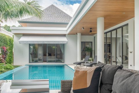 House in Bang Tao, Thailand 3 bedrooms № 180643
