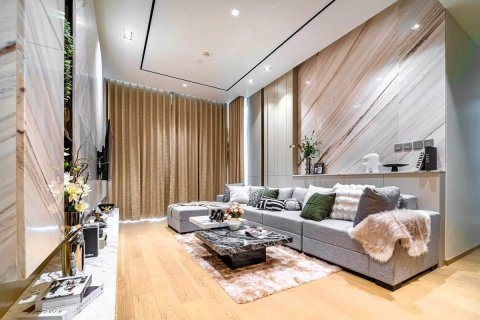Condo in Bangkok, Thailand, 2 bedrooms  № 180645 - photo 2