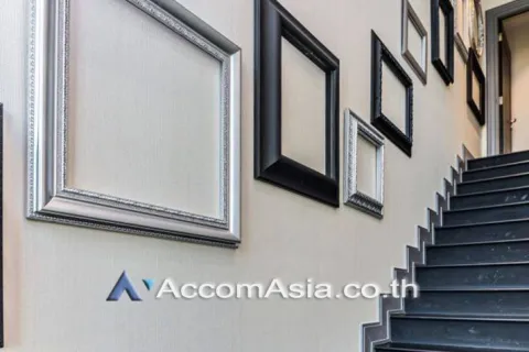 Duplex in Khlong Toei, Bangkok, Thailand 1 Schlafzimmer № 216858 - Foto 7