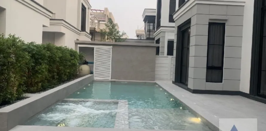 Haus in Suan Luang, Bangkok, Thailand 4 Schlafzimmer № 216863