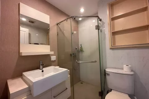 Condo in Watthana, Bangkok, Thailand, 2 bedrooms  № 139903 - photo 16