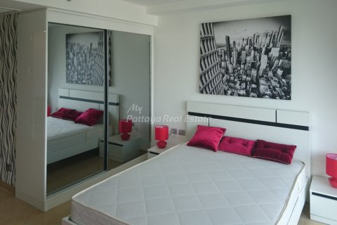 Studio in the Condo in Pattaya, Thailand № 205102