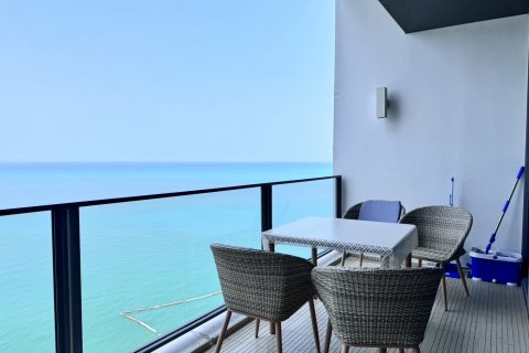 Apartment in Pattaya, Thailand 3 rooms № 159799