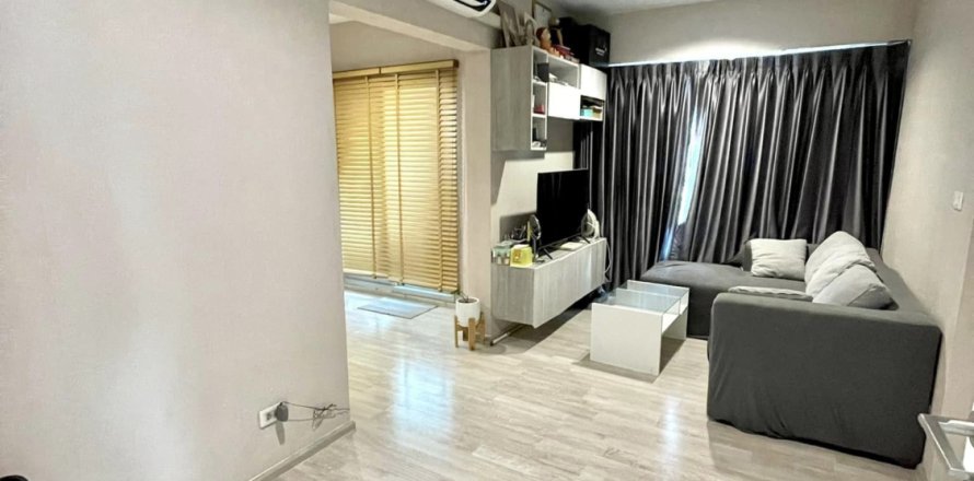 Кондоминиум с 2 спальнями в Бангкапи, Бангкок, Таиланд № 153570