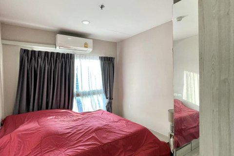 Кондоминиум с 2 спальнями в Бангкапи, Бангкок, Таиланд № 153570 - фото 7