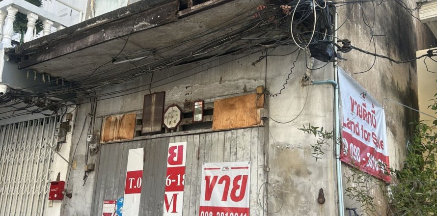 Таунхаус в Пхра Накхоне, Бангкок, Таиланд с 4 спальнями  № 153569