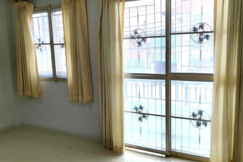 Townhouse à Samut Prakan, Thaïlande 3 chambres № 147742 - photo 7