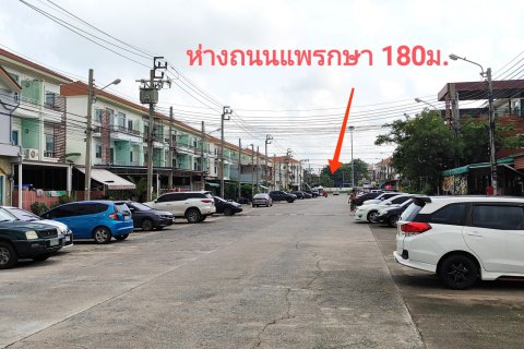 Townhouse à Samut Prakan, Thaïlande 3 chambres № 147742 - photo 10