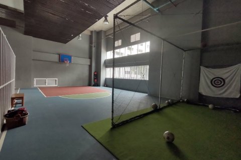 Condo in Bangkok, Thailand, 3 bedrooms  № 157502 - photo 2