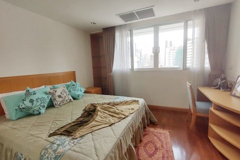 Condo in Bangkok, Thailand, 3 bedrooms  № 157502 - photo 7