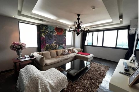 Condo in Bangkok, Thailand, 5 bedrooms  № 157500