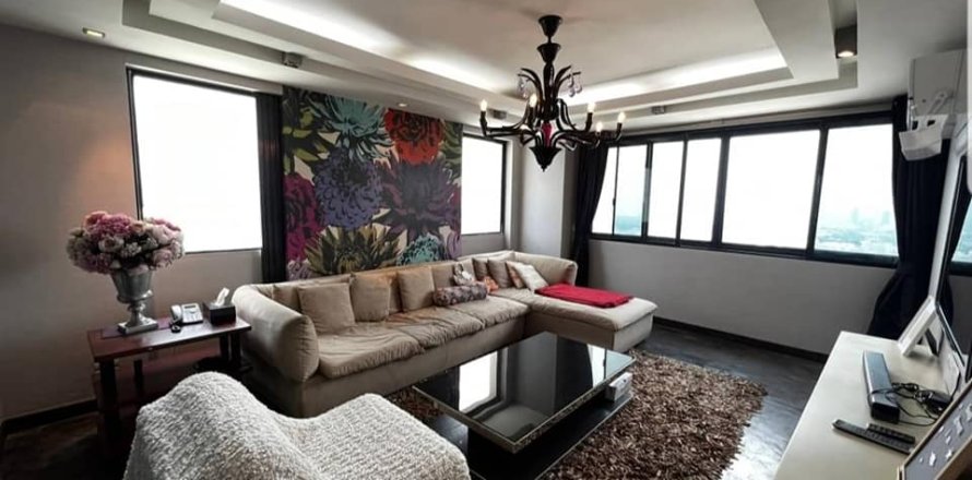 Condo in Bangkok, Thailand, 5 bedrooms  № 157500