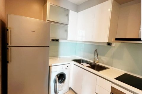 Condo in Bangkok, Thailand, 3 bedrooms  № 157499 - photo 13