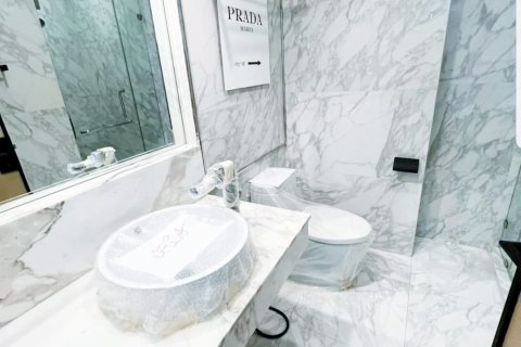 Condo in Bangkok, Thailand, 3 bedrooms  № 157499 - photo 5