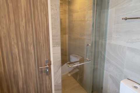 Studio dans le Condo à Khlong Toei, Bangkok, Thaïlande  № 162964 - photo 9