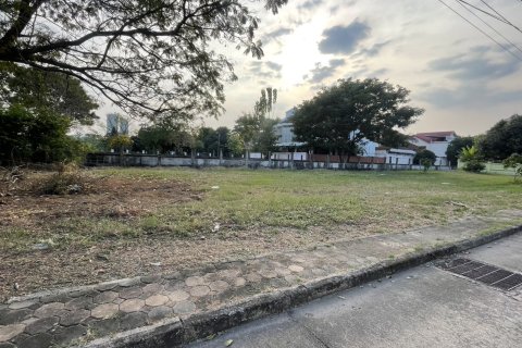 Terrain à Bang Kaeo, Thaïlande 480 m2 № 162966 - photo 1