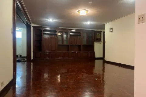 Condo à Watthana, Bangkok, Thaïlande, 6 chambres  № 162962 - photo 9