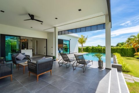 Villa in Hua Hin, Thailand 3 Schlafzimmer № 221955 - Foto 3