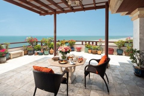 Condominio de 3 dormitorios en Hua Hin, Tailandia № 221960