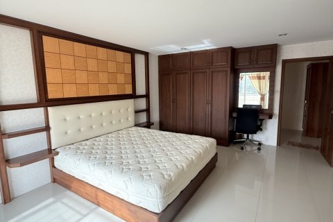 Таунхаус в Лат Крабанге, Бангкок, Таиланд с 2 спальнями  № 135577 - фото 10