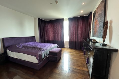 Condo à Khlong San, Bangkok, Thaïlande, 2 chambres  № 135576 - photo 10