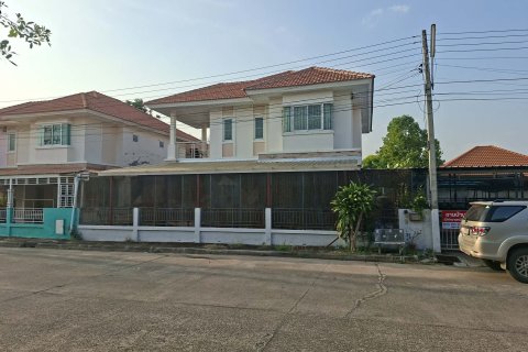 House in Nakhon Ratchasima, Thailand 3 bedrooms № 170564 - photo 3