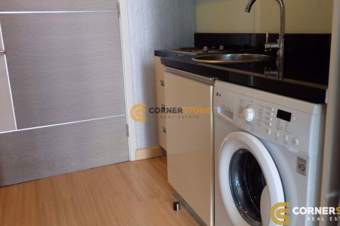 Condo in Pattaya, Thailand, 1 bedroom  № 205019