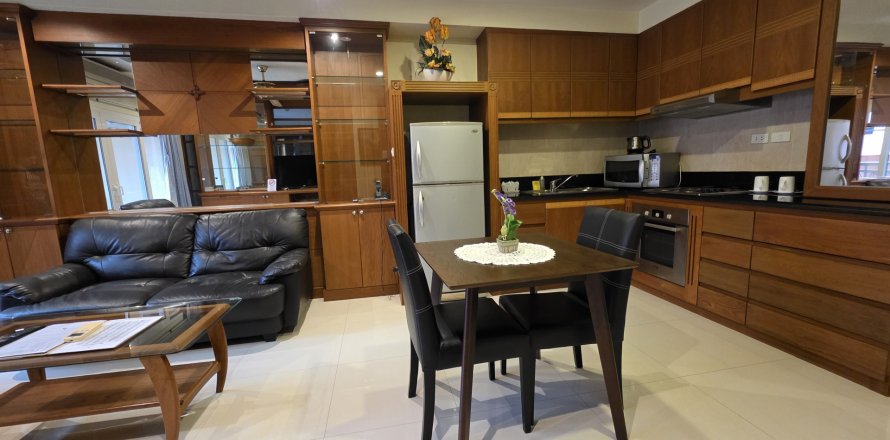 Studio dans le Condo à Pattaya, Thaïlande  № 145384