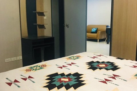 Condo à Samut Prakan, Thaïlande, 2 chambres № 145383 - photo 6