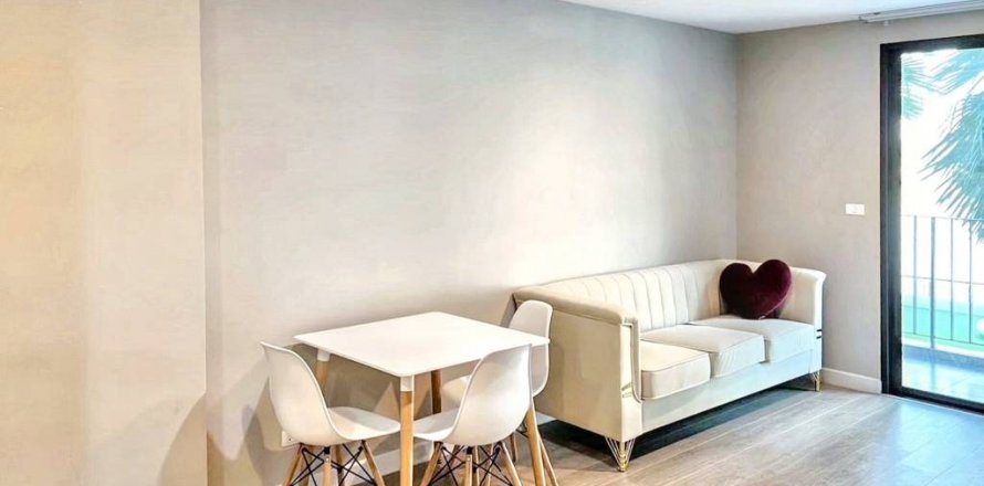 Кондоминиум с 2 спальнями в Нонтхабури, Таиланд № 118438