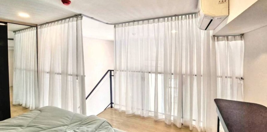 Кондоминиум с 1 спальней в Хуай Кванге, Бангкок, Таиланд № 118440