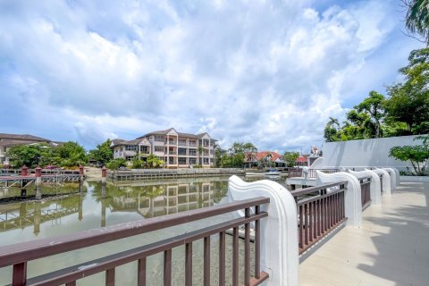 Дом в Паттайе, Таиланд с 5 спальнями  № 171853 - фото 9