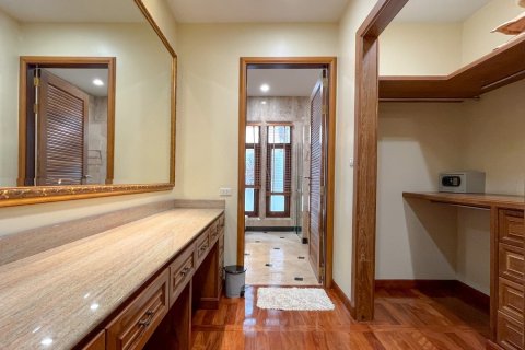 Дом в Паттайе, Таиланд с 5 спальнями  № 171853 - фото 24