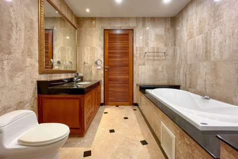 Дом в Паттайе, Таиланд с 5 спальнями  № 171853 - фото 22