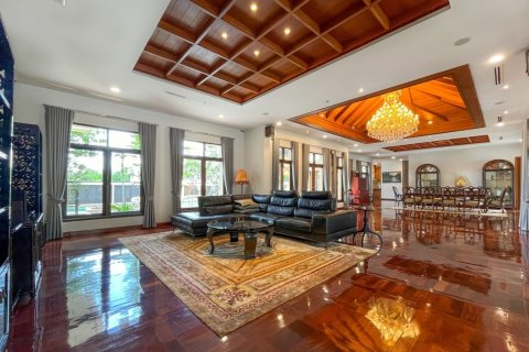 Дом в Паттайе, Таиланд с 5 спальнями  № 171853 - фото 6