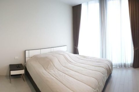 Condo in Pathum Wan, Bangkok, Thailand, 2 bedrooms  № 169624 - photo 4